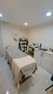 اجاره اتاق 18متری از مطب فعال در کیانپارس اهواز