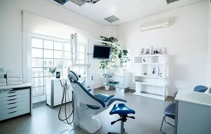 استخدام دستیار و منشی دندانپزشک جهت کلینیک در یوسف‌آباد تهران