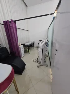 نیازمند اپراتور دستگاه لیزر با مدرک مامایی جهت کلینیک واقع در هاشمیه مشهد