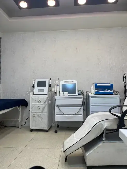 استخدام اپراتور حرفه‌ای لیزر جهت کلینیک زیبایی در اصفهان