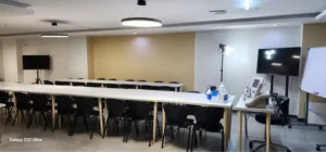 دعوت از پزشک دارای پروانه جهت مطب زیبایی در پردیس تهران