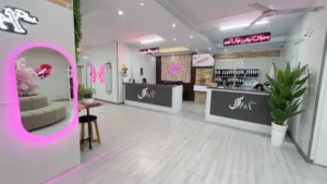 نیازمند پزشک عمومی دارای پروانه جهت فعالیت به عنوان مسئول فنی کلینیک زیبایی در ملارد تهران