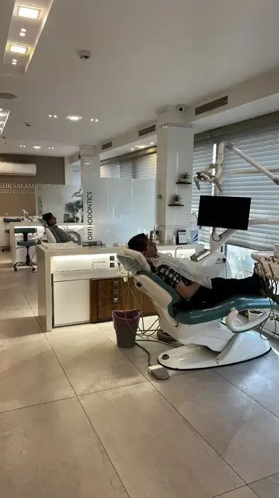 آموزش و استخدام دستیار و مسئول پذیرش دندانپزشکی جهت کلینیک مدرن در کوثر مشهد