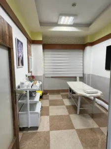 استخدام منشی و اپراتور لیزر جهت کلینیک در اردبیل