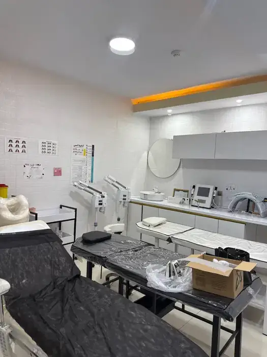 استخدام فیشیال کار جهت کلینیک زیبایی واقع در عبدل آباد تهران