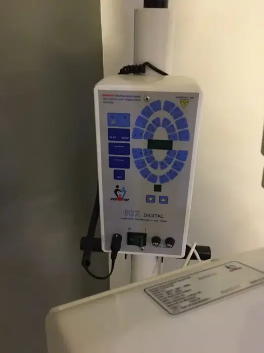 فروش تجهیزات دندانپزشکی در استادمعین تهران