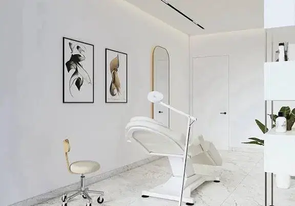 استخدام پزشک عمومی مسلط به خدمات زیبایی جهت کلینیک زیبایی معتبر در فردیس کرج