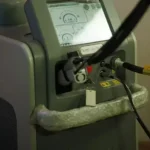 استخدام اپراتور لیزر کندلا جهت کلینیک در اصفهان