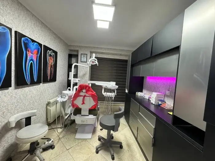 فروش یکجا کلیه وسایل مطب به دلیل مهاجرت در تهران