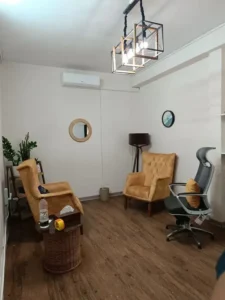 اجاره اتاق 15متری از مطب پزشک در هنرستان مشهد