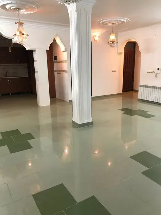 اجاره واحد 120متری مناسب مطب و کلینیک نزدیک به مراکز بهداشتی و‌ درمانی در شیشه‌گران لاهیجان