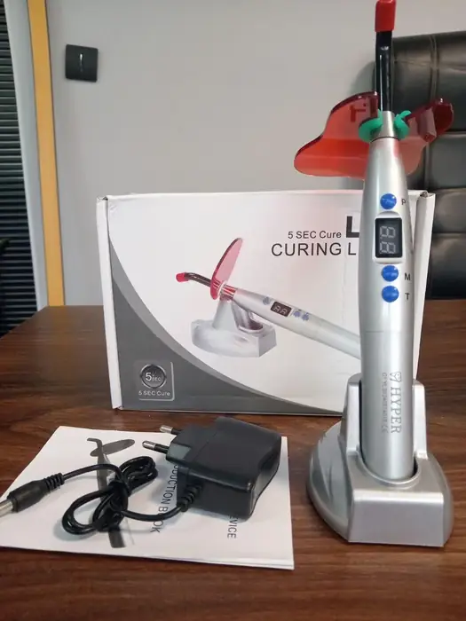 فروش مواد مصرفی و تعمیرات تجهیزات دندانپزشکی در بروجرد استان لرستان