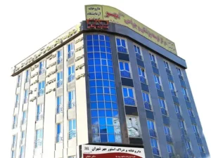 دعوت به همکاری از پزشکان محترم عمومی دارای پروانه و سابقه کار در اورژانس و کلینیک جهت شیفت شب در شهرزیبا تهران