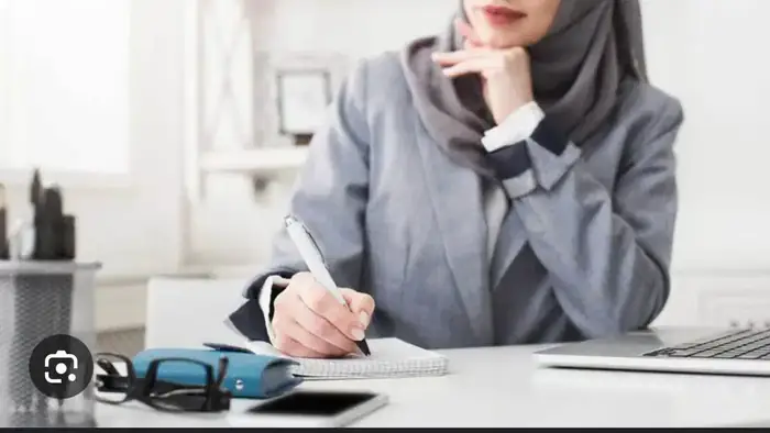 نیازمند منشی خانم جهت کلینیک پوست و مو در مشهد