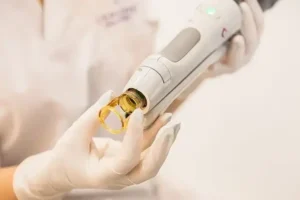 نیازمند اپراتور لیزر خانم جهت کلینیک در بلوار دانشجو زاهدان