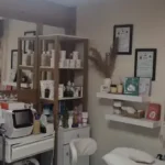 استخدام اسکین تراپیست جهت کلینیک زیبایی در شریعتی تهران