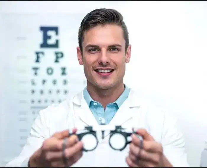 استخدام منشی جهت مطب بینایی سنجی در دروازه شمیران تهران