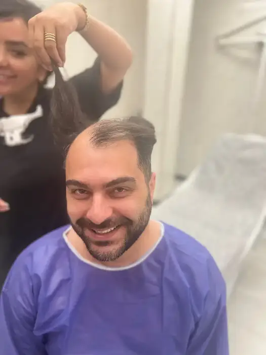 نیازمند منشی جهت کلینیک کاشت مو در سعادت‌آباد تهران