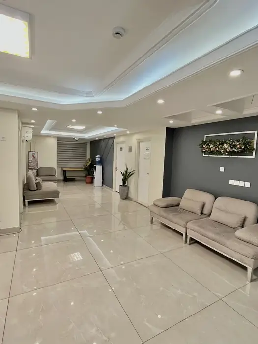 استخدام مسئول پذیرش جهت کلینیک زیبایی در خیابان رازی تبریز