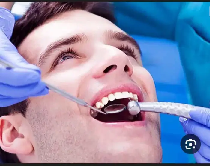 استخدام دستیار دندانپزشکی و مسئول پذیرش جهت کلینیک واقع در نیایش شیراز