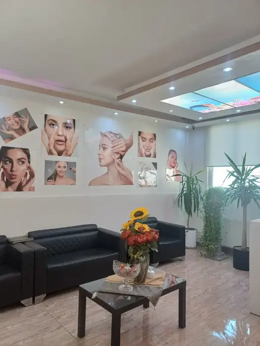 استخدام فیشیالیست با تجربه جهت کلینیک زیبایی در فردیس کرج