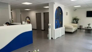 استخدام فیشیال کار خانم جهت کلینیک پوست، مو و زیبایی در میدان خیرین ارومیه