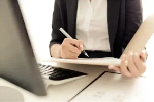 استخدام منشی جهت کلینیک زیبایی در فردیس کرج