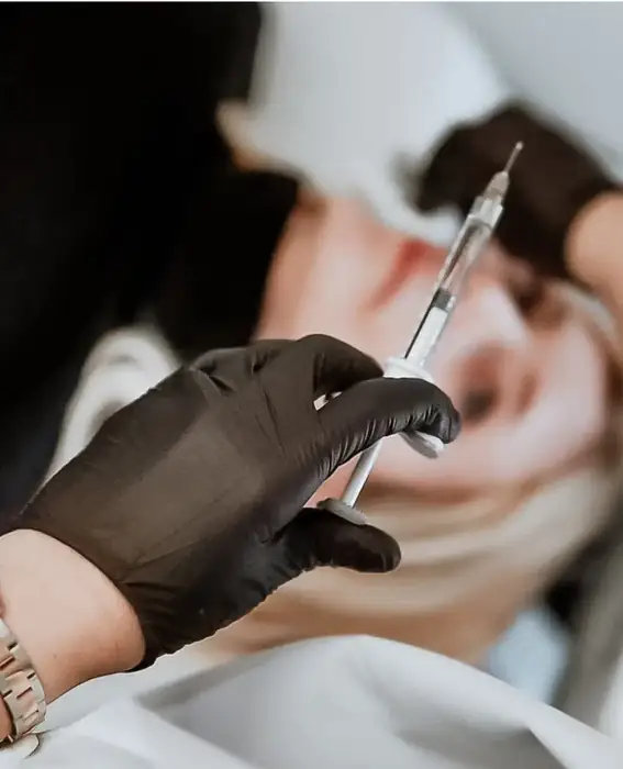 دعوت به همکاری از پزشک عمومی دارای پروانه جهت کلینیک زیبایی در شهریار