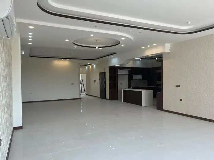 اجاره واحد 110متری مناسب مطب در بلوار طالقانی یزد