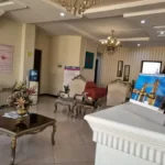 استخدام پزشک عمومی خانم دارای پروانه و مسلط به خدمات زیبایی جهت کلینیک معتبر در پونک تهران