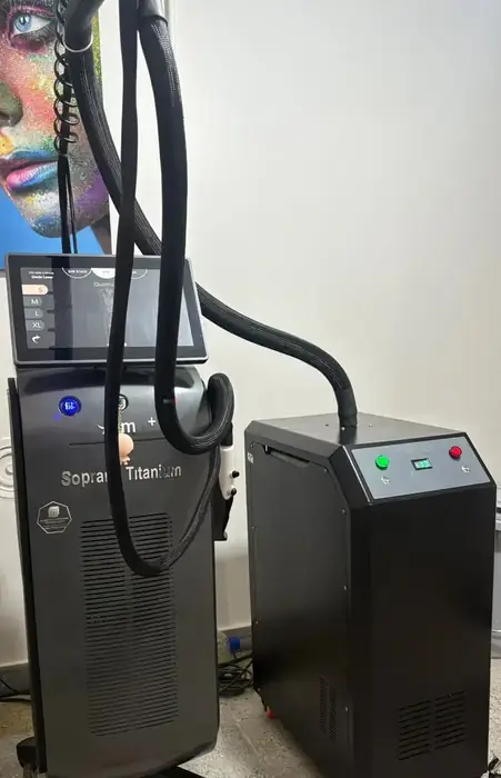 استخدام اپراتور لیزر خانم جهت کلینیک معتبر زیبایی در شاهین شهر اصفهان