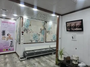 نیازمند نیروی پذیرش، اپراتور لیزر و فیشیال کار جهت کلینیک معتبر در مصباح کرج