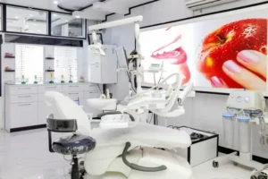 استخدام منشی و دستیار دندانپزشک جهت مطب در جهان‌شهر کرج