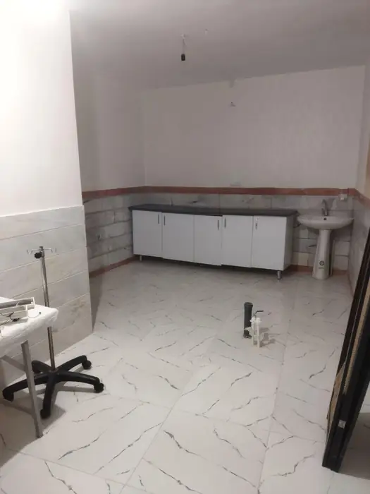 اجاره واحد 100متری مناسب مطب در پاکدشت