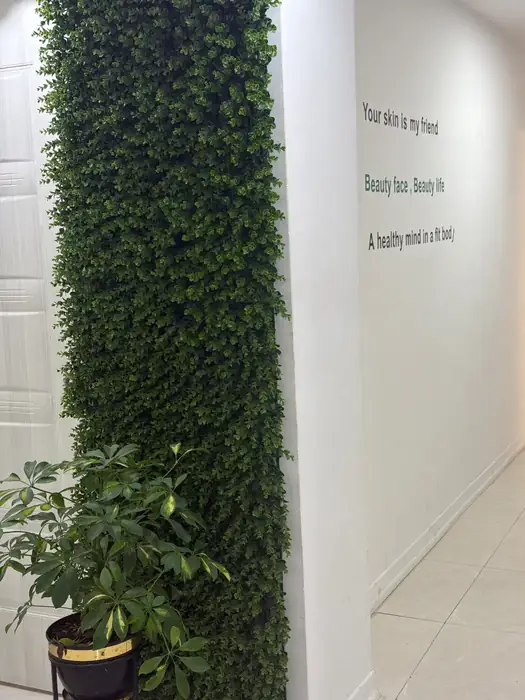 استخدام پزشک متخصص پوست و مو جهت کلینیک زیبایی در فرهنگ مشهد