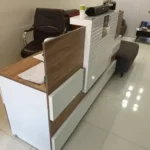 فروش وسایل مطب(پیشخوان منشی، صندلی انتظار، تخت بیمار) در شهرک راه آهن تهران