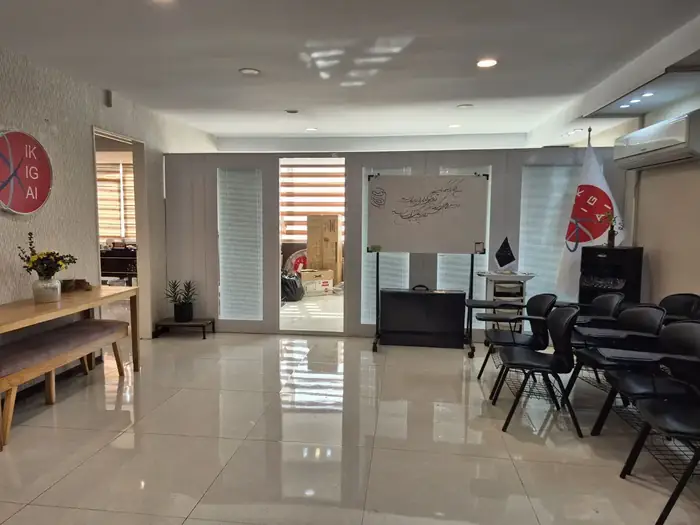 استخدام پزشک عمومی مسلط به امور زیبایی جهت کلینیک در عظیمیه کرج