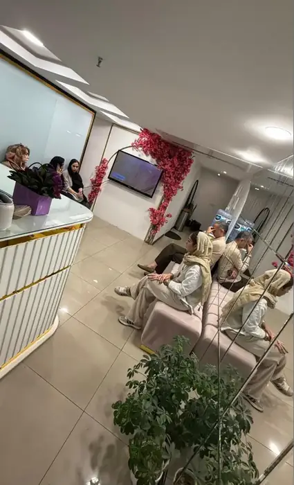 استخدام پزشک زیبایی جهت کلینیک زیبایی در اختیاریه تهران