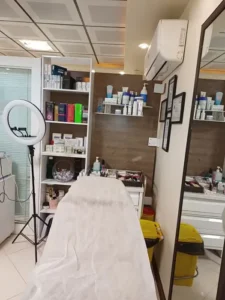 استخدام پزشک عمومی مسلط به زیبایی جهت کلینیک لاغری معتبر در شهرری تهران