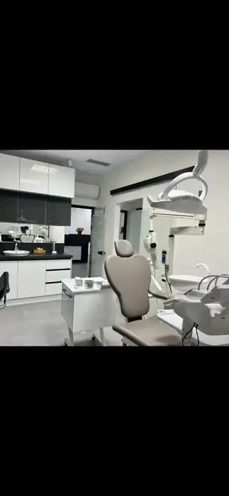 استخدام خانم به عنوان دستیار و مسئول پذیرش جهت کلینیک دندانپزشکی در قلهک تهران