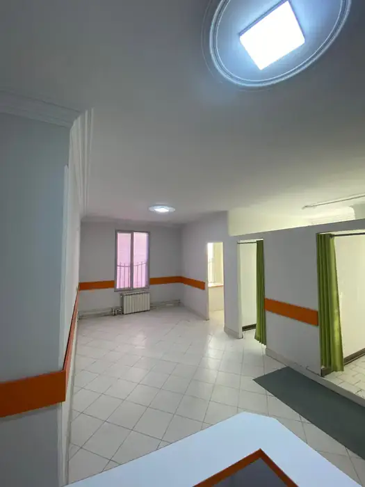 اجاره واحد 90متری با سابقه مطب در پونک تهران