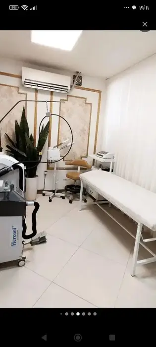 استخدام اپراتور لیزر خانم و دستیار پزشک جهت کلینیک معتبر در قم