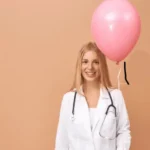 استخدام پزشک عمومی خانم مسلط به امور زیبایی جهت کلینیک خوشنام در بلوار دانشگاه یزد