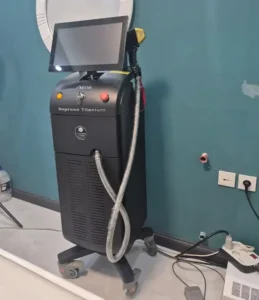 فروش دستگاه لیزر سوپرانو تیتانیوم 2025 همراه تجهیزات در گرگان