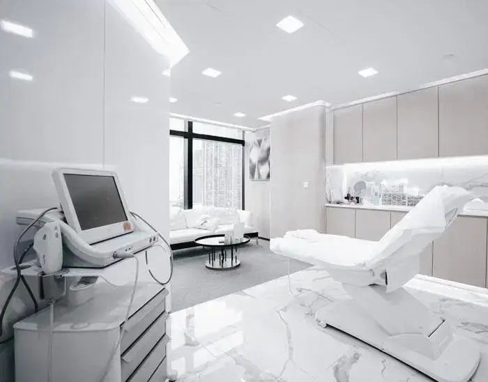 اجاره واحد 124متری مناسب مطب بر خیابان زرگری در شیراز