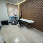 اجاره اتاق 20متری از کلینیک زیبایی فعال در بلوار اندرزگو تهران