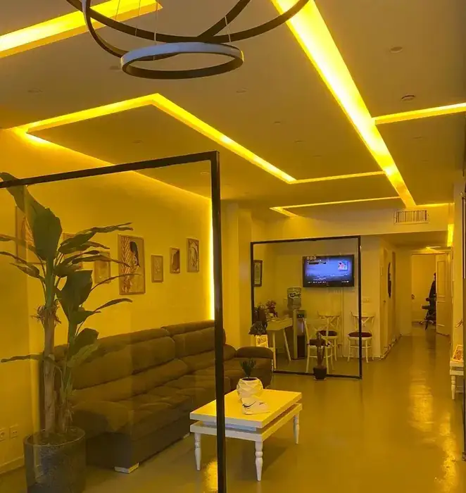 استخدام دستیار پزشک جهت کلینیک زیبایی در سعادت‌آباد تهران