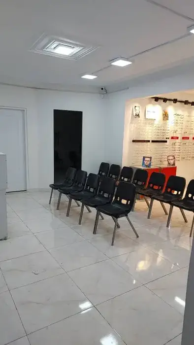 استخدام منشی خانم جهت کلینیک در خیابان 17شهریور تهران