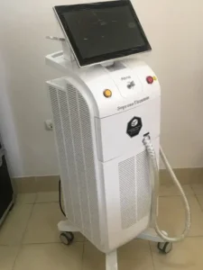 استخدام اپراتور لیزر خانم جهت کلینیک مجهز و معتبر در بوشهر