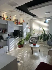 استخدام فیشیال کار جهت کلینیک معتبر پوست و مو در جردن تهران